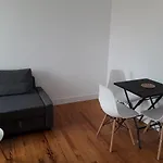 Charmant F2 avec vue, proche centre
